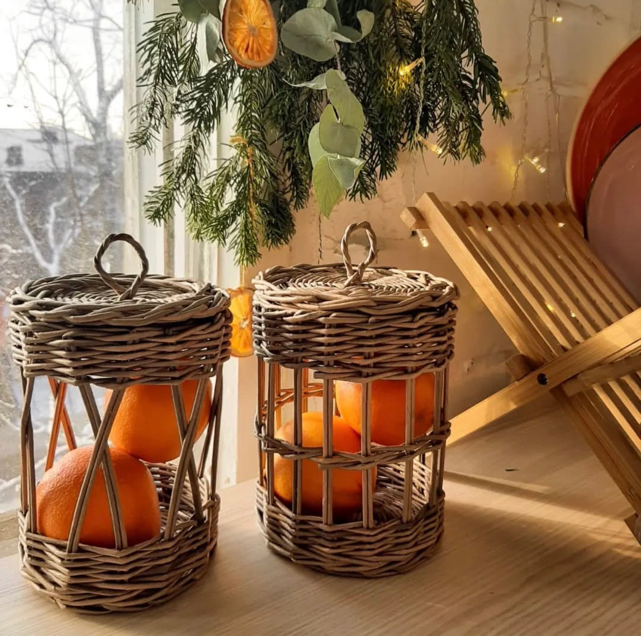 Basket for glass jars in the kitchen